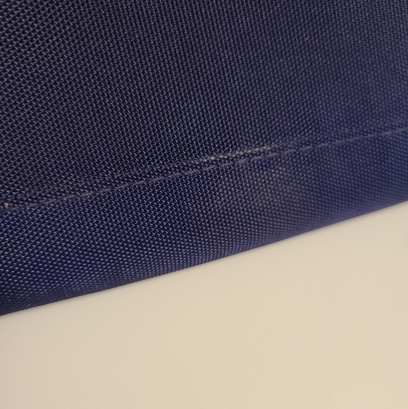 EUC Travelon RFID Travel navy wallet/wristlet - Picture 10 of 10